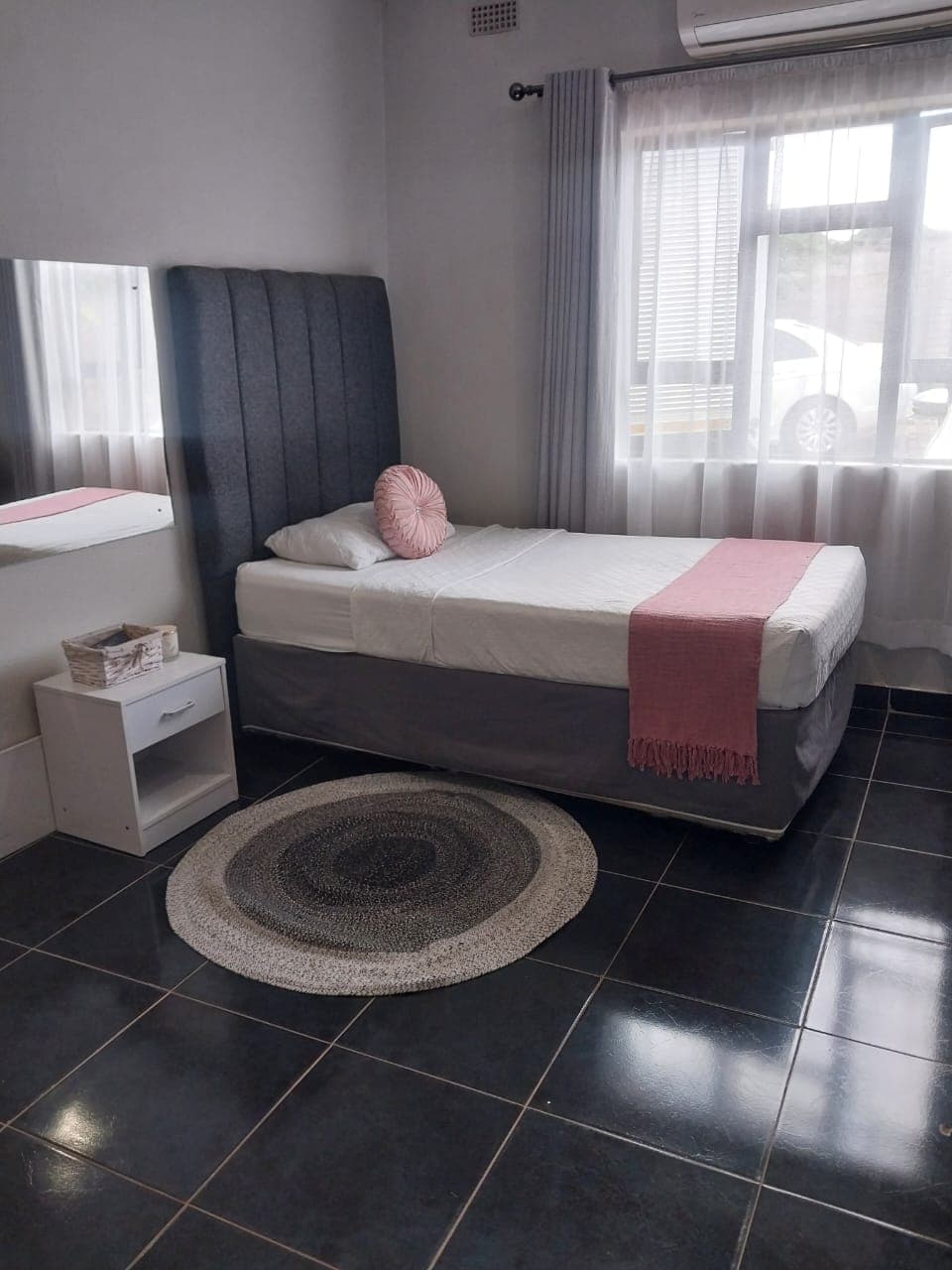 Khanyiso Guest House Vic Falls photo 3