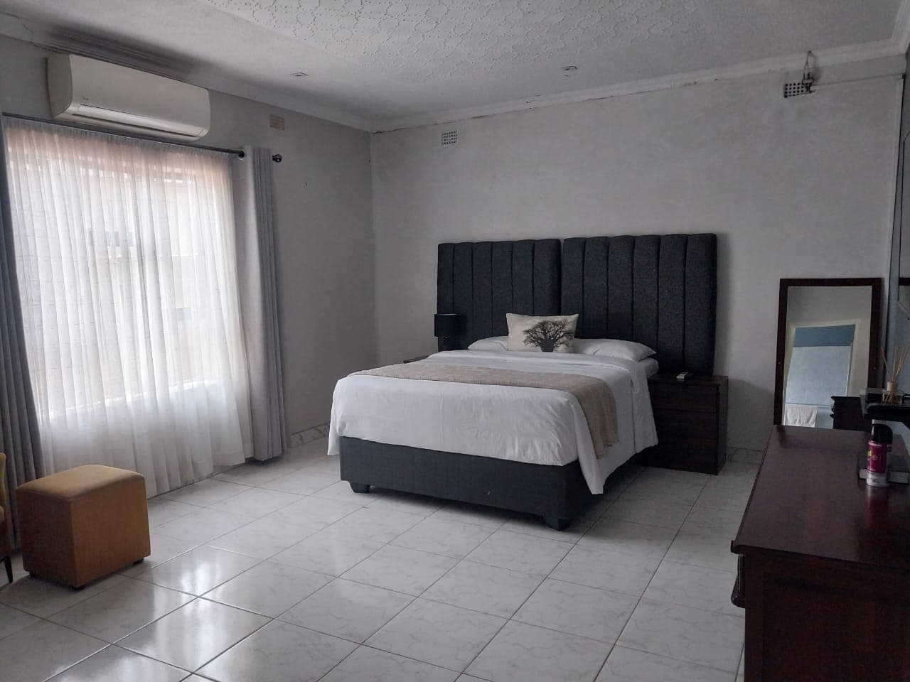 Khanyiso Guest House Vic Falls — Single Bedroom