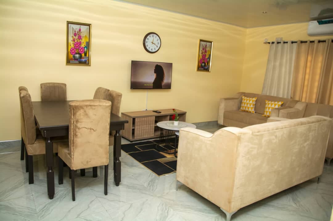 Highlands Apartments & Tours